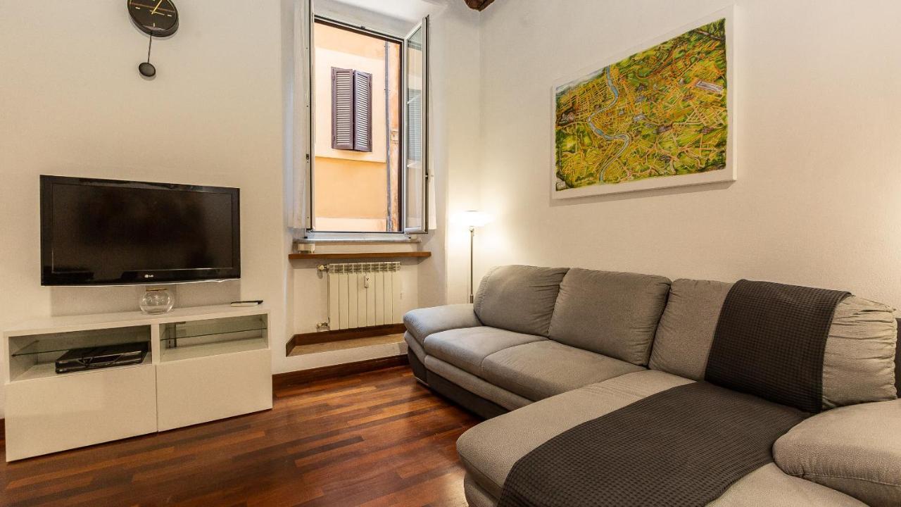 Cartari Rental In Rome Apartment Екстер'єр фото